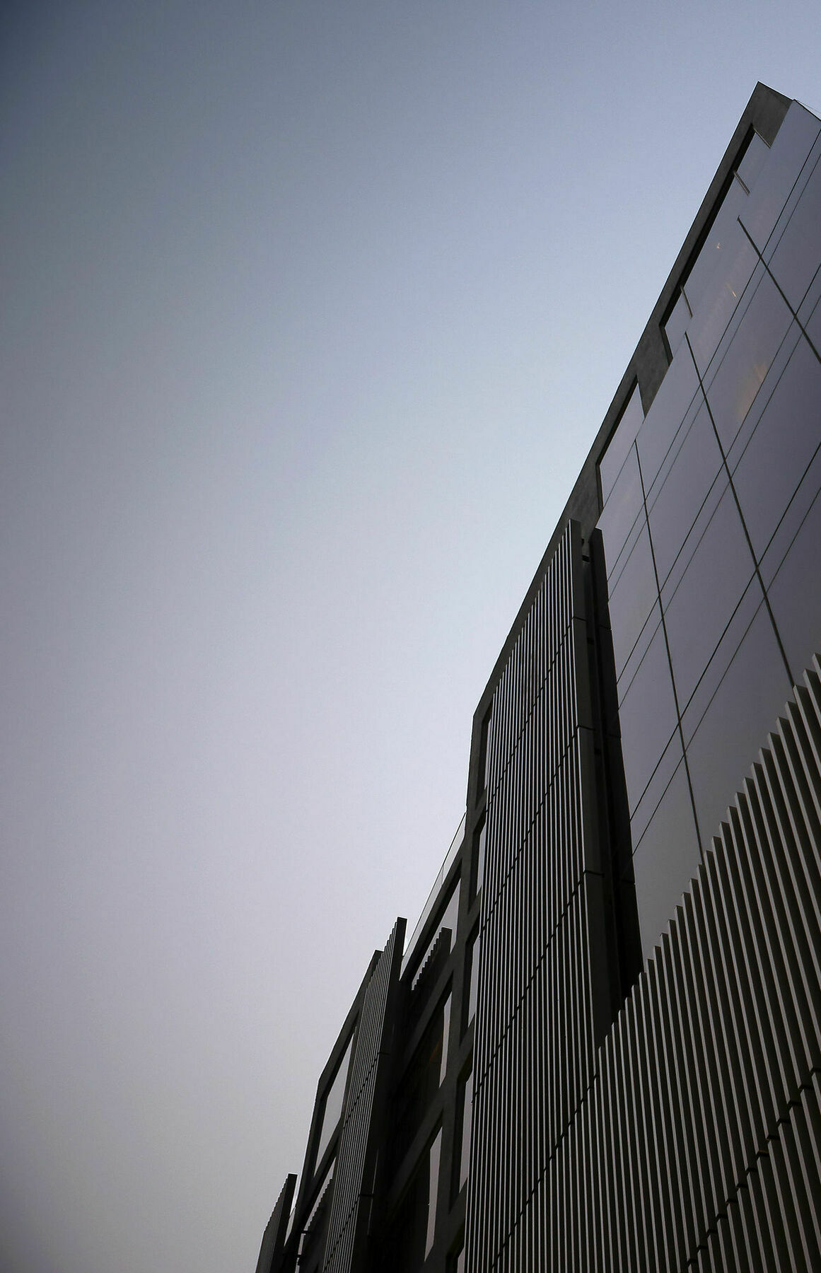 Roseate House New Delhi Nova Deli Exterior foto The building of the National University of Ireland, Galway